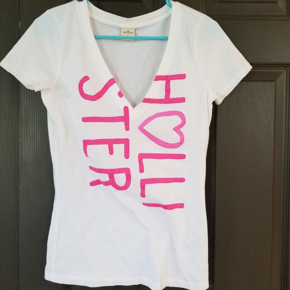 Hollister tee